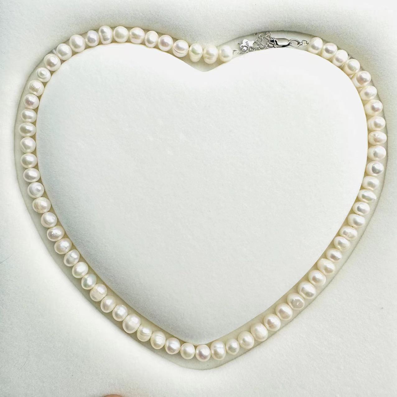 (N12) Pearl necklace (Popular style) $28