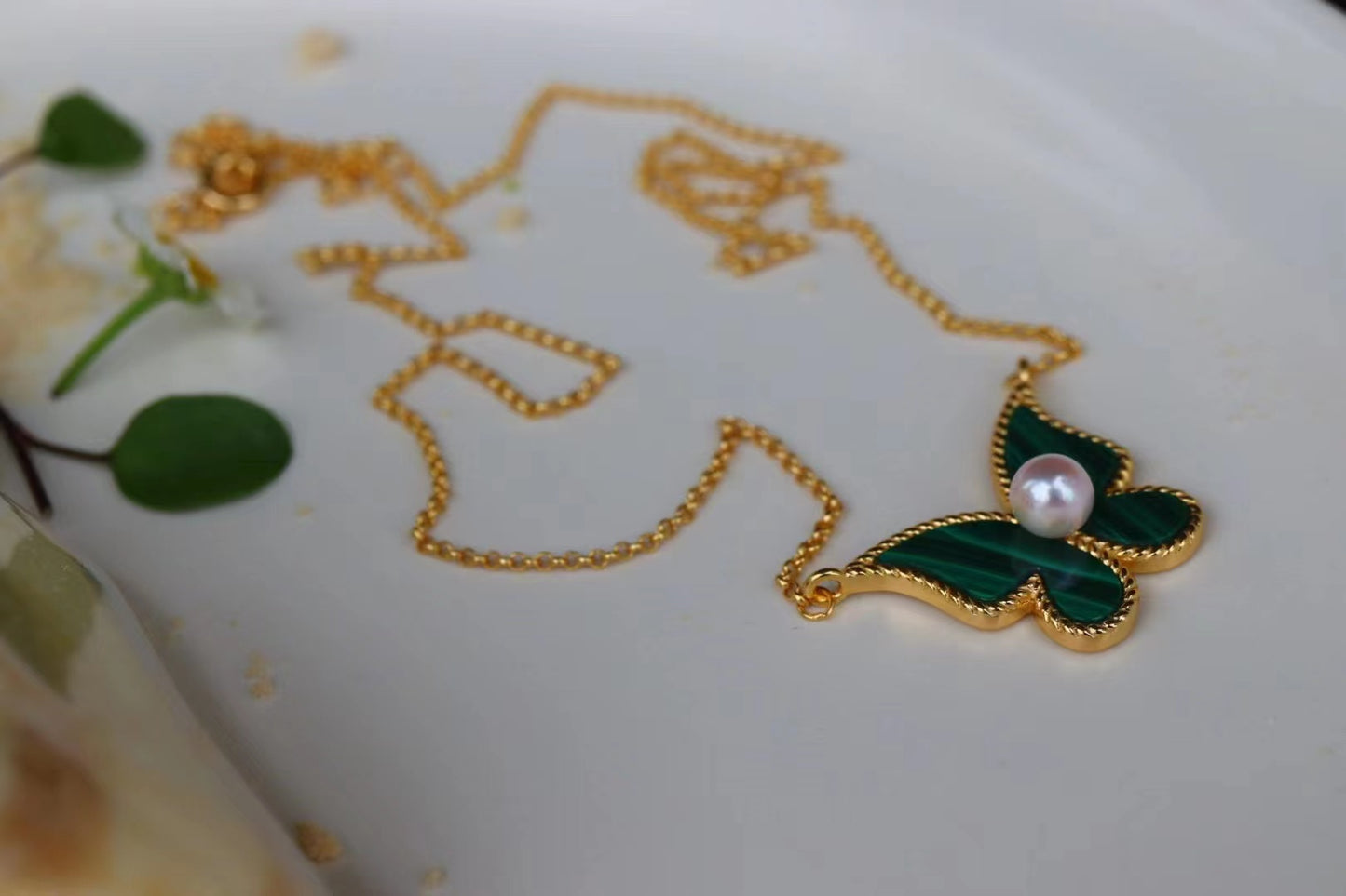 (N18) 925 Silver Malachite Pearl Necklace (Butterfly Style )$69