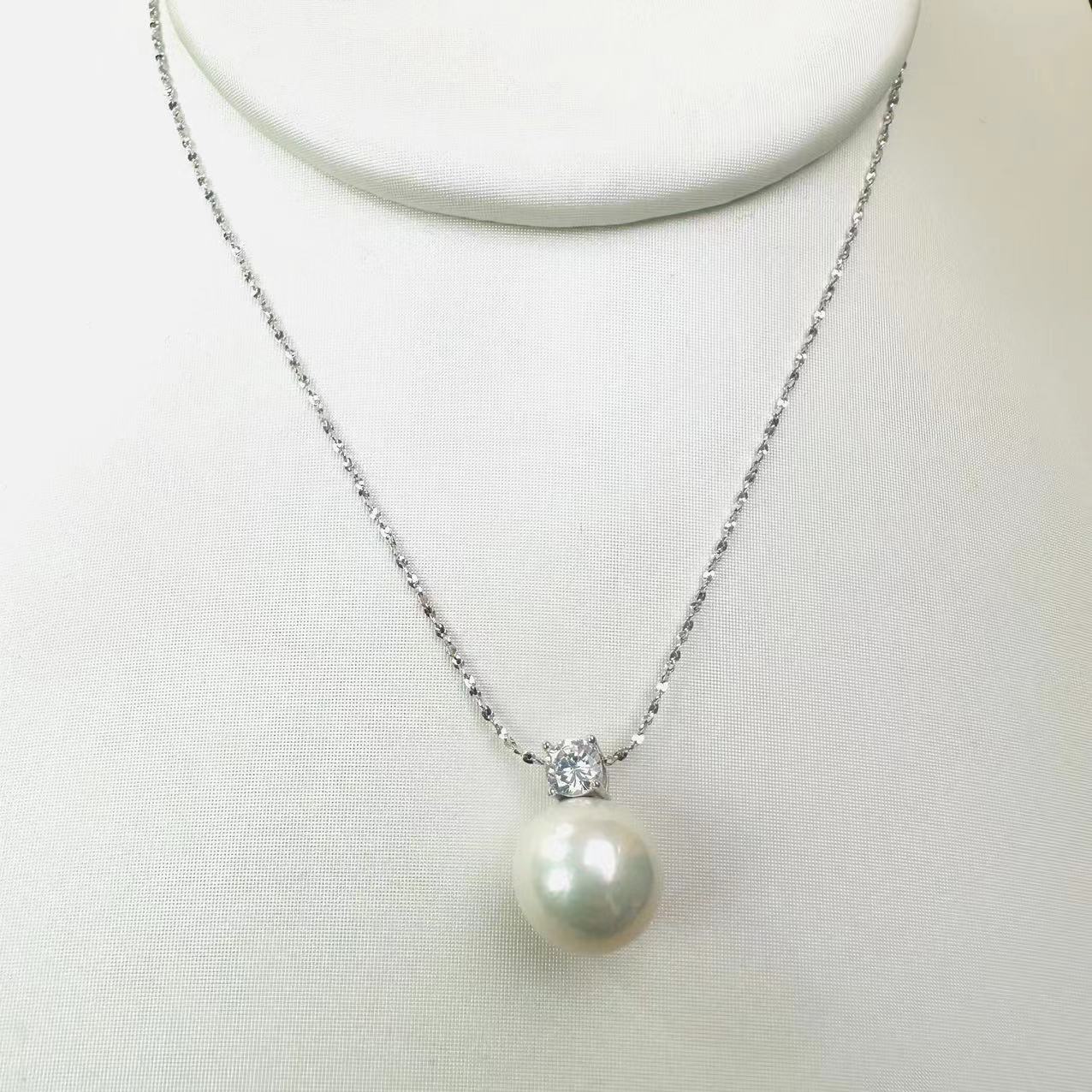 (N25) 925 Silver Pearl Necklace$26