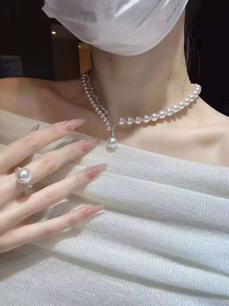 (N14) Pearl necklace (Fashion style) $170