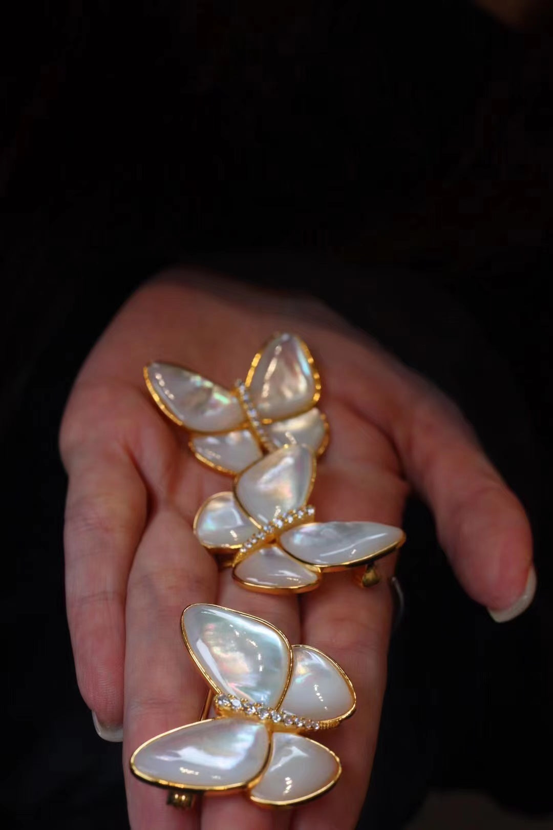 [Br2] White Shell Sterling Silver brooch Butterfly style $39